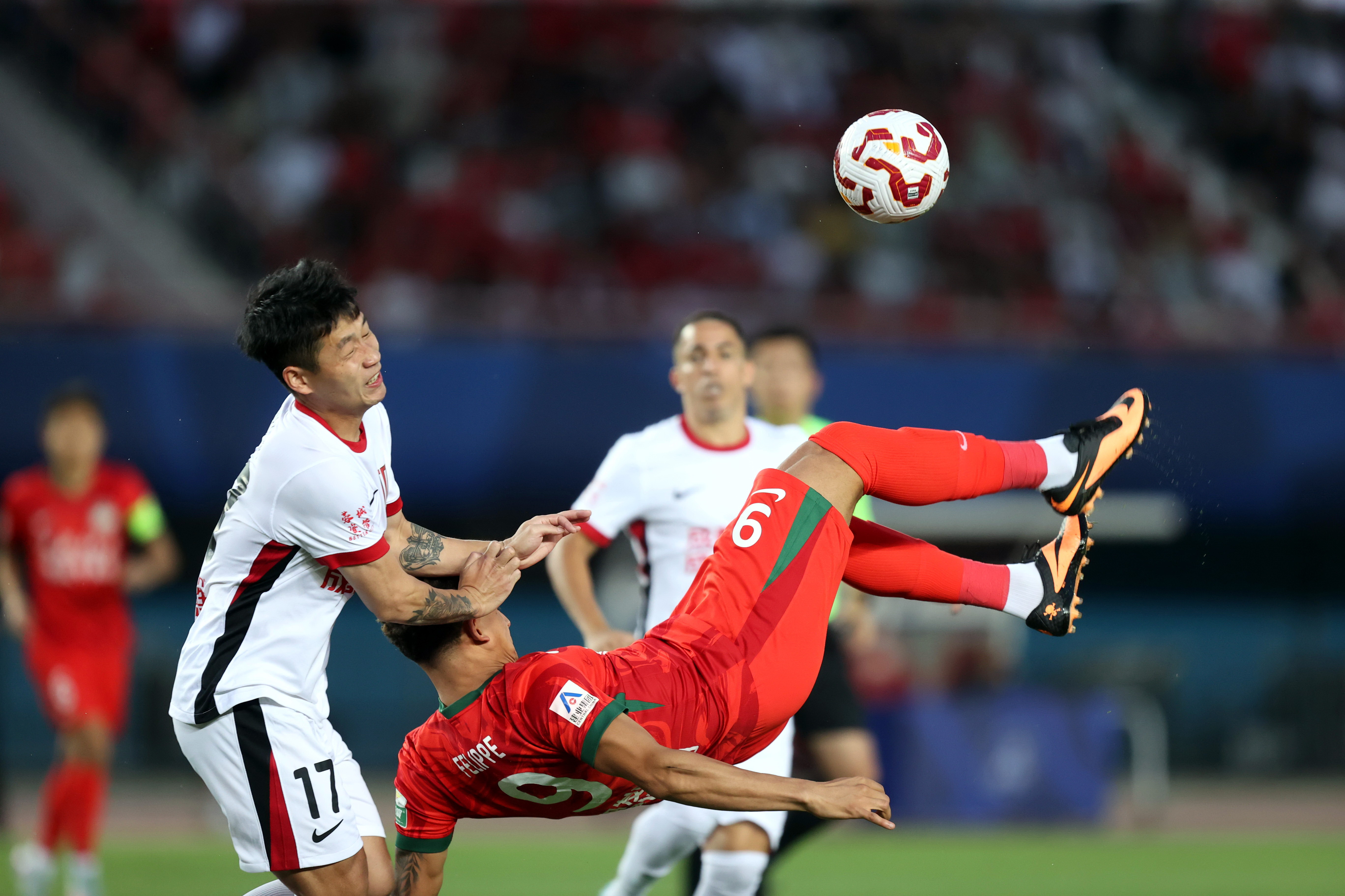 三亿体育体育亚洲官网-中超联赛球队积极备战下场比赛