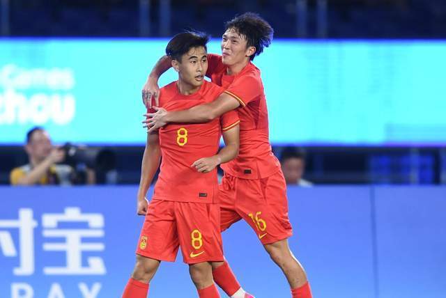 三亿体育体育网页版入口-亚洲足球教练交流会议开幕，培训水平大幅提升的简单介绍