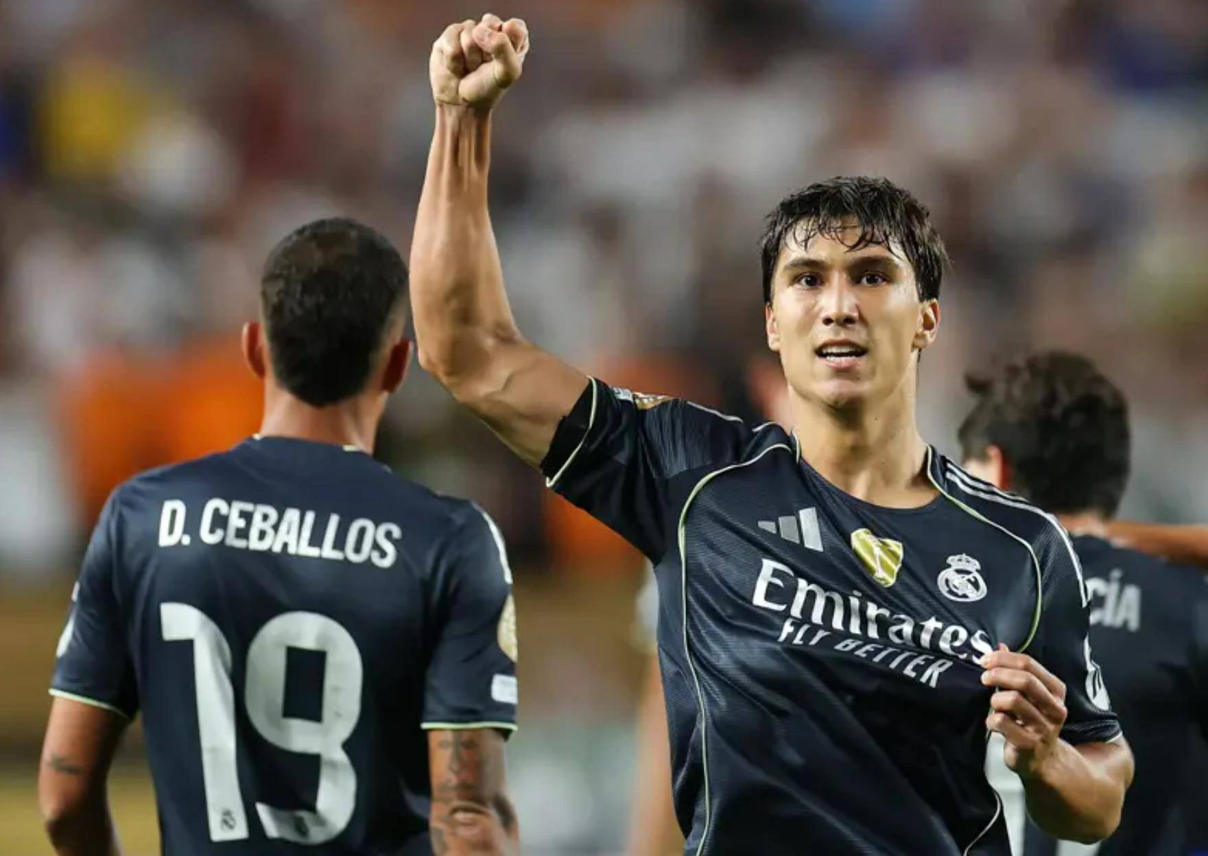 博努奇破门豪华进球功勋,尤文4-1大胜热那亚 博努奇破门豪华进球功勋,尤文4-1大胜热那亚