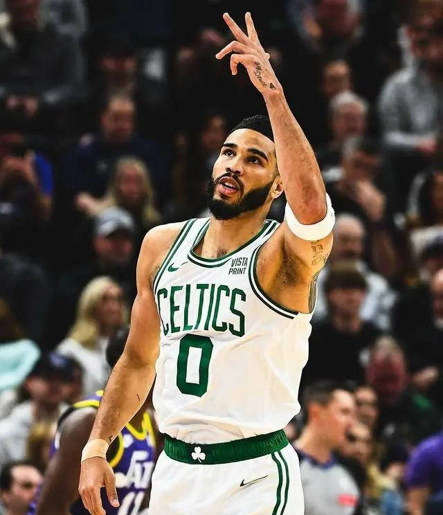 三亿体育体育链接-雄鹿不敌国王：字母哥的出色表现但未能帮助球队胜出的简单介绍