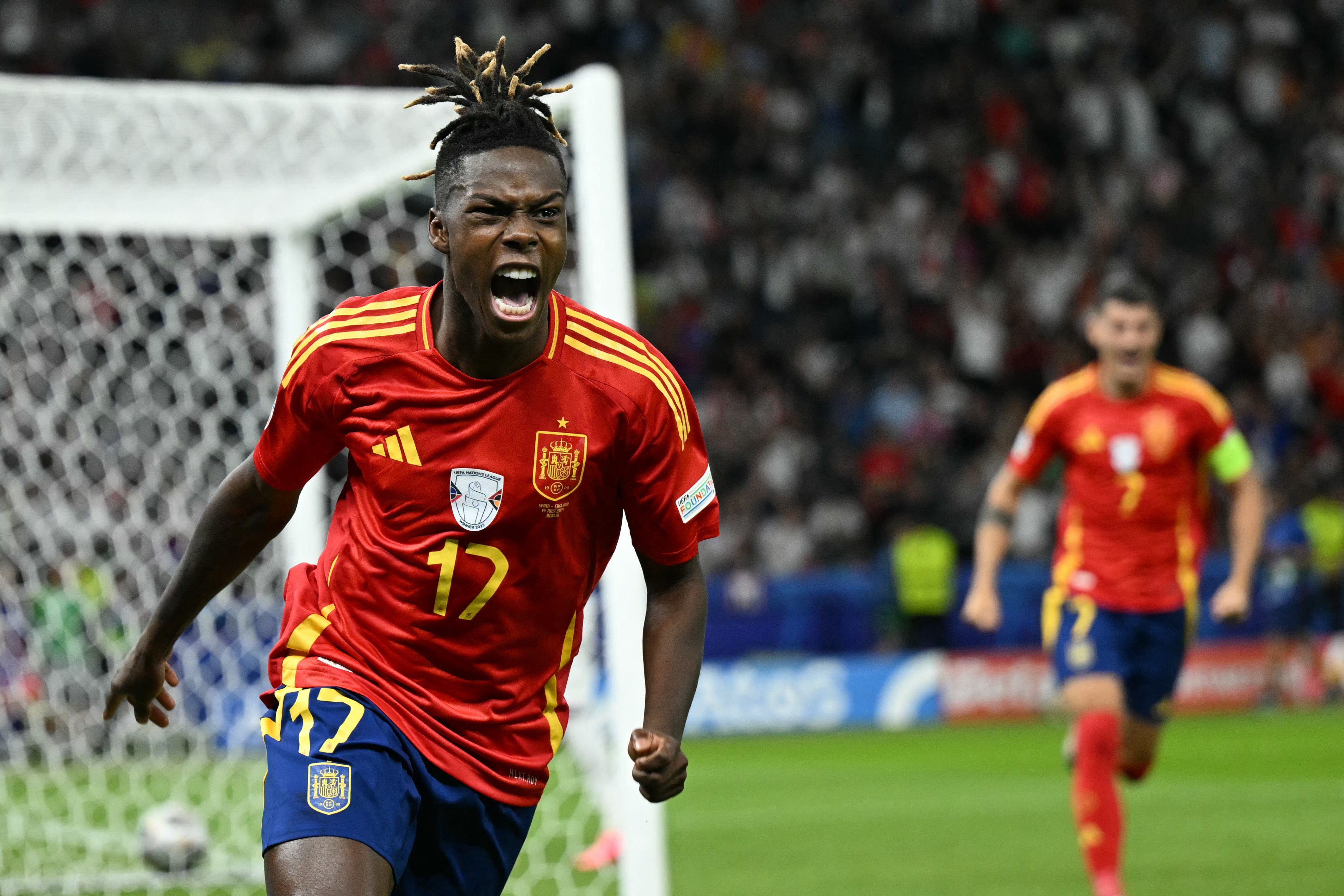 三亿体育体育在线-欧洲选手刷新纪录，喜获第一